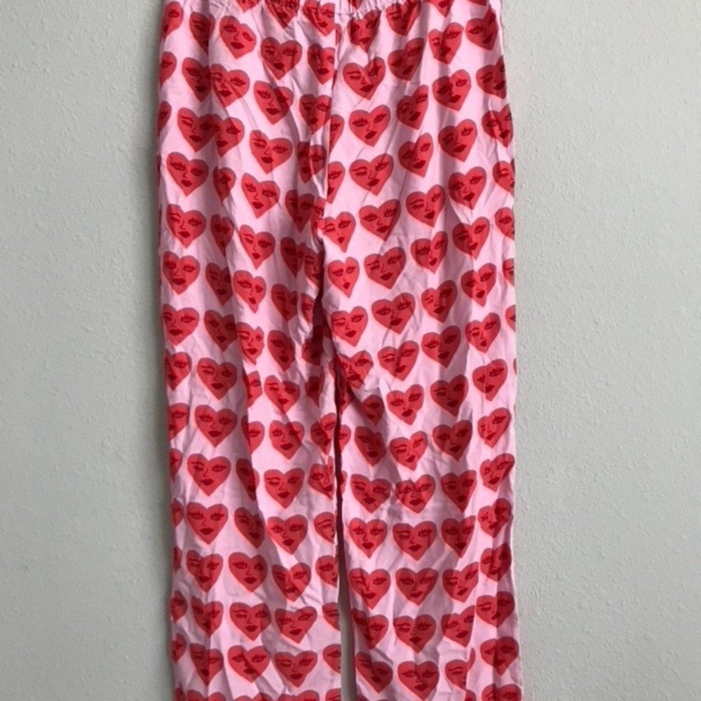 Bouffants & Broken Hearts Notch Collar‎ Printed Pajama Set -Hearts (Sz xs - Picture 4 of 13